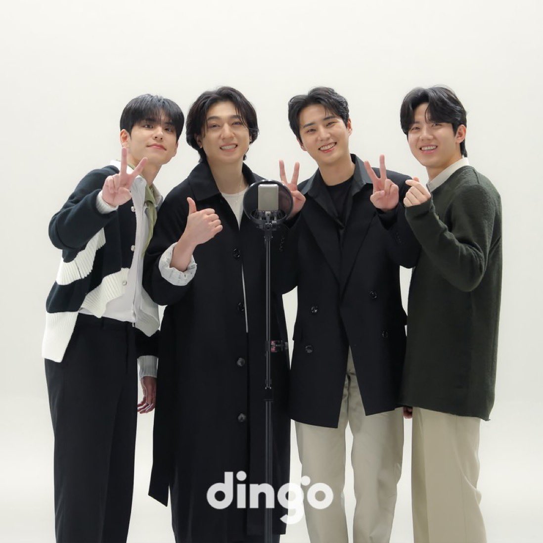 moonraiijeu's tweet photo. DAY6 WILL APPEAR AT DINGO KILLING VOICE FINALLY 🔥😭

MARCH 19 AT 7:00 PM KST https://t.co/TjFa79suPV