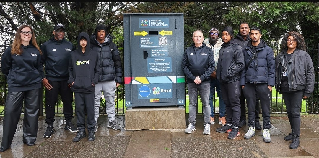 Seven new knife amnesty bins have been installed in Brent as part of a partnership with the Raheem Sterling Foundation @RSfoundation and @word4weapons - the UK’s leading weapons surrender charity. Thank you @sterling7 for continuing to support Brent ❤️