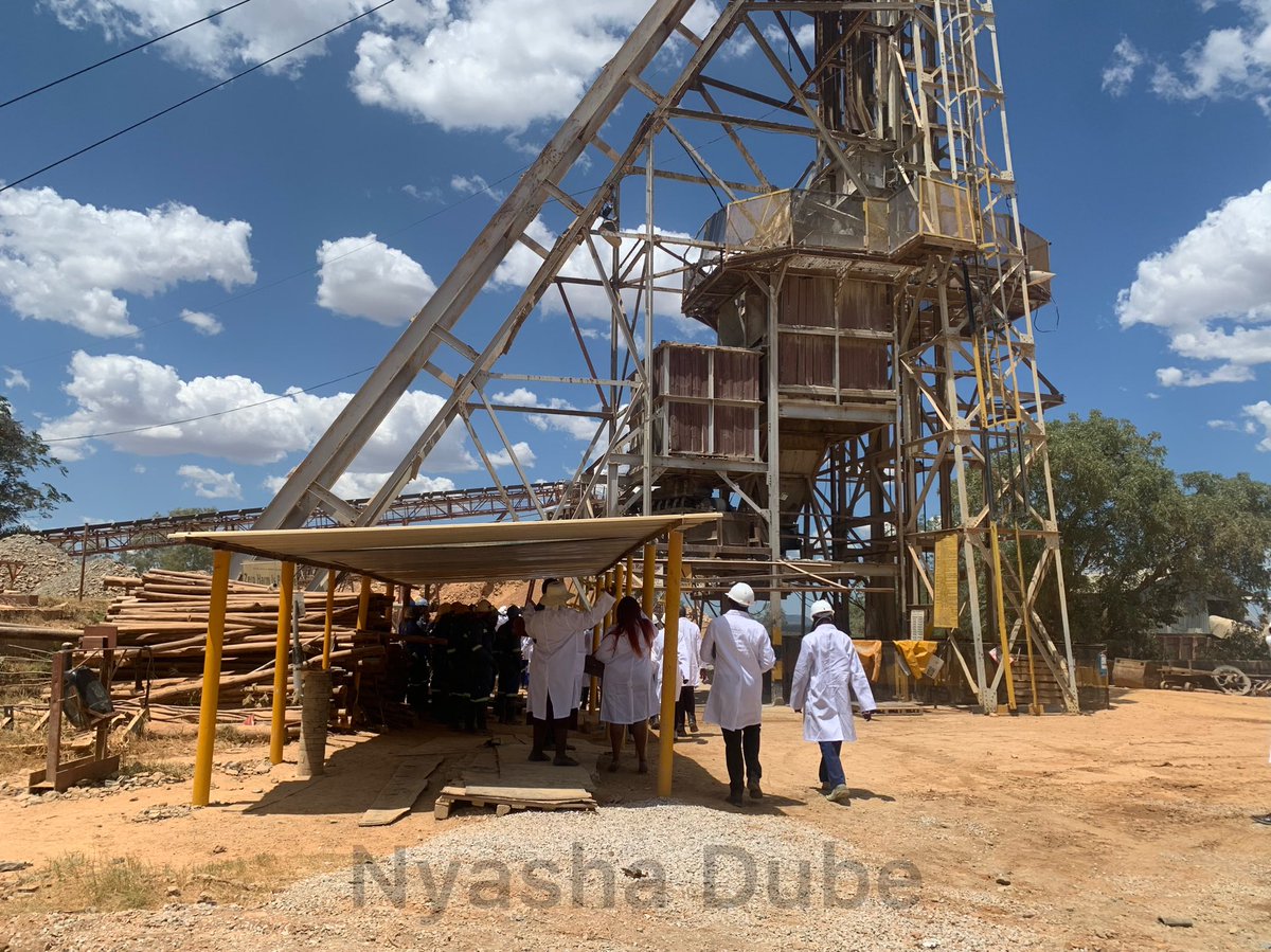 Midlands Provincial Minister Urges Sabi Gold Mine to Prioritize Women in Issuing Mine Claims Amid El Niño-Induced Drought.

Read more at: womensweeklyjournal.co.zw/2024/03/15/mid…

@GreatDykeNews <a href="/awometrust/">@awomeafrica</a> <a href="/zawima_org/">Zim Association of Women in Mining Associations</a> <a href="/AWIMA2063/">Association of Women in Mining Africa</a> <a href="/WomenMines/">Zimbabwe Women In Mining & Mines Development Trust</a> <a href="/ZELA_Infor/">Zimbabwe Environmental Law Organisation (ZELO)</a> <a href="/WCOZIMBABWE/">Women's Coalition of Zimbabwe</a>