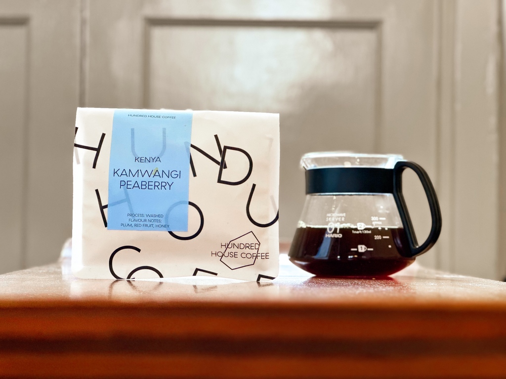 - K A M W A N G I - Online now is Kamwangi Peaberry from the Kamwangi Washing Station in Kirinyaga County, Kenya. This is a brew that's bursting with notes of plum, red fruit and honey. Find out more on this coffee by heading to the store. ∙⁠ #hundredhousecoffee