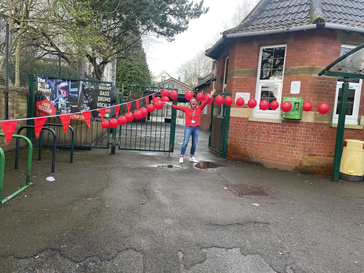 WestburyParkPr's tweet photo. We’re warming up for a fantastic day of red nose fun. #donate #redtotoe
#dosomethingfunnyformoney https://t.co/L99n0euZPu