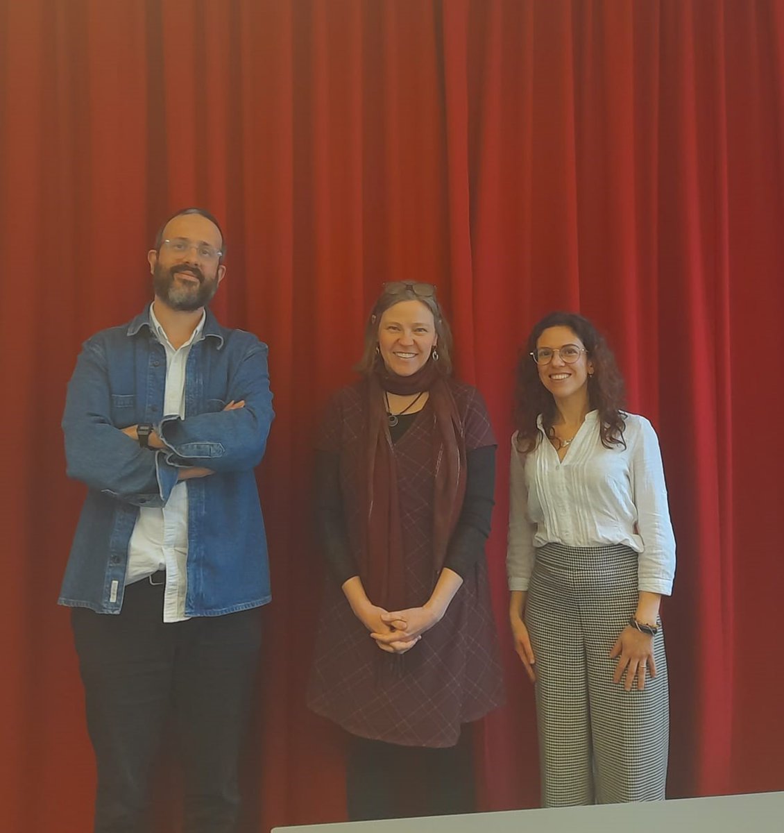 Yesterday @migloba and @IOBUA jointly organized a book launch event of 'HOSTING STATES AND UNSETTLED GUESTS: ERITREAN REFUGEES IN A TIME OF MIGRATION DETERRENCE'. Thanks to the authors Prof. @jariggan and @poole_a_b to share with us some insights from their fascinating research!