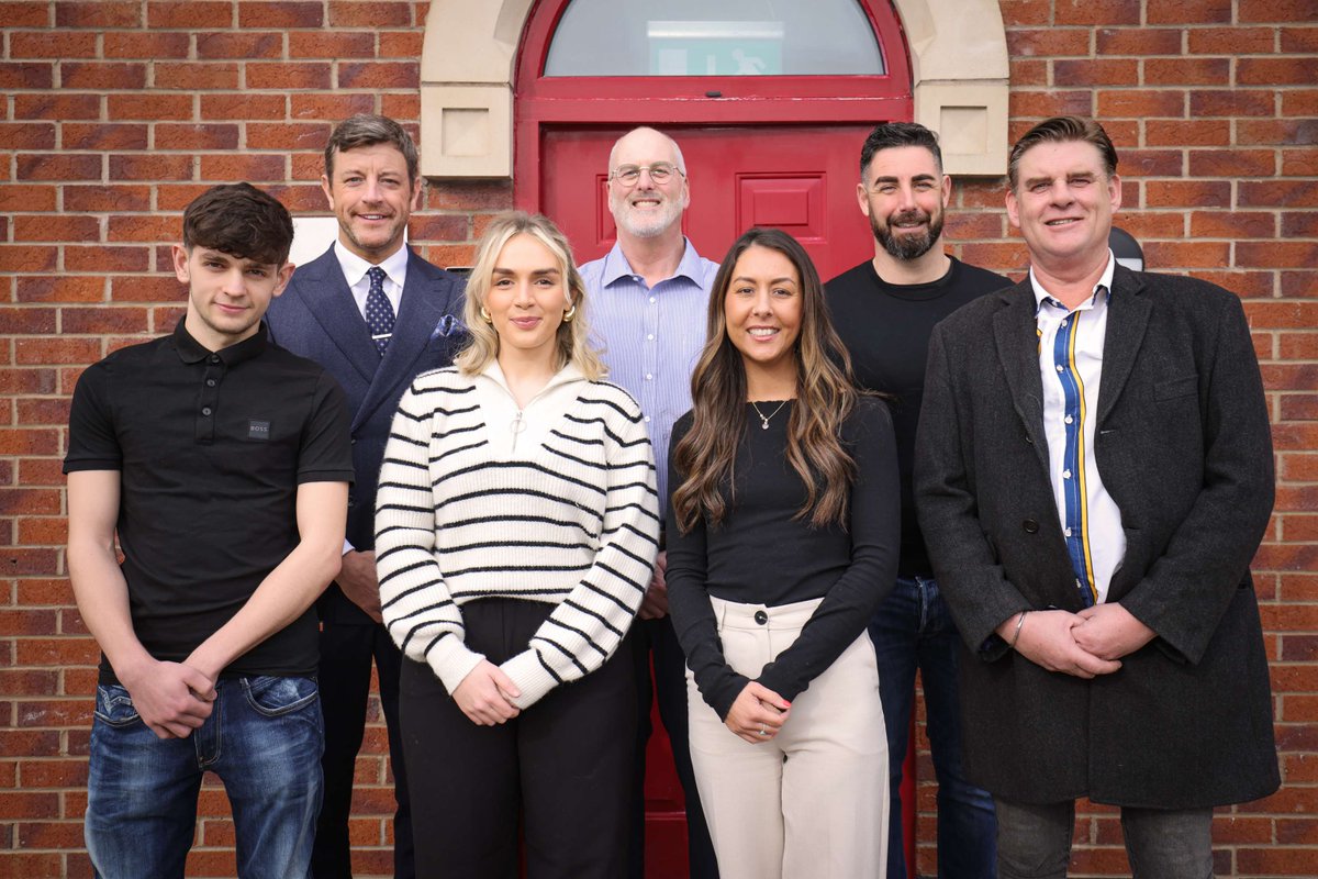 DMProjects_LTD's tweet photo. Say hello to the faces behind MDFitout! 🌟 We scrubbed up well for our latest photo – who knew work boots could clean up so nicely? 😄 Meet our team of office makeover magicians, here to turn your workspace dreams into reality!
📞 Call: 01516916688
#MDFitout #OfficeFitout #Team https://t.co/PGlTQFj9kI