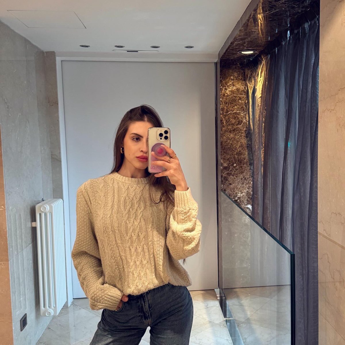 Gm ☺️☺️☺️
Hope you missed me!! I’m back in the game!!! 🥰 happy Friday!!