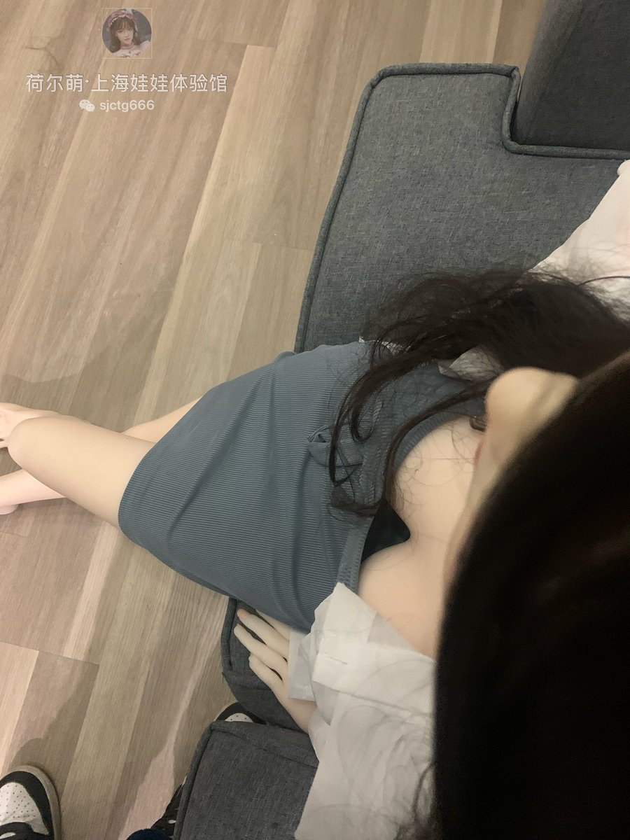 Hormonesexdoll's tweet photo. 今天的我合你的胃口吗😊 要是不合，你告诉我，我去换，要是我没有，你买给我，我也穿给你看😊#母狗 #九亭 #上海 #冰恋 #迷奸 #强奸 #轮奸 #群p #黑丝 #淫妻 #恋足 #肛交 #口交 #松江 #女同学 #女同事 #女上司 #偷情 #换妻 https://t.co/6fF0k4KRMU