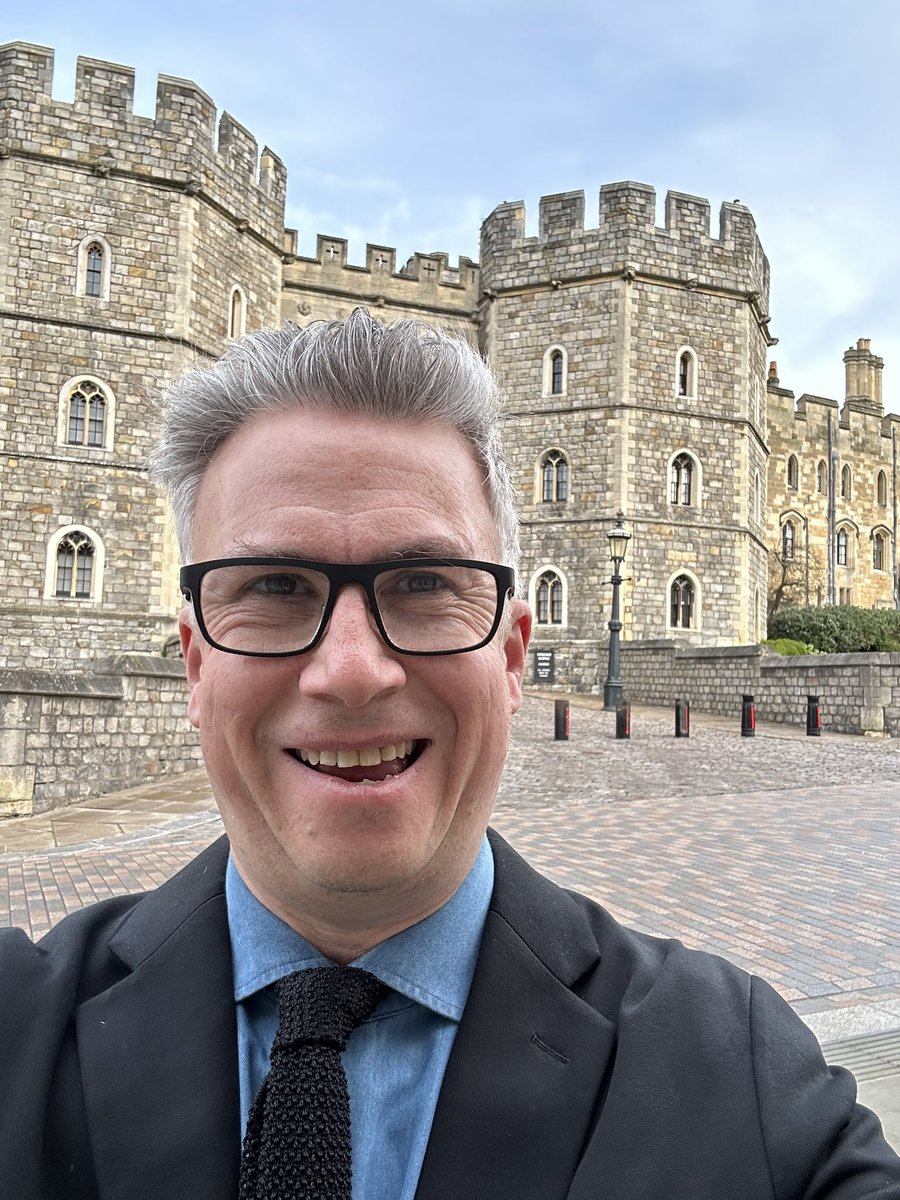 Great to be back at #WindsorCastle to chair @TValleyChamber Debate on “AI as a force for good” an exciting day ahead
