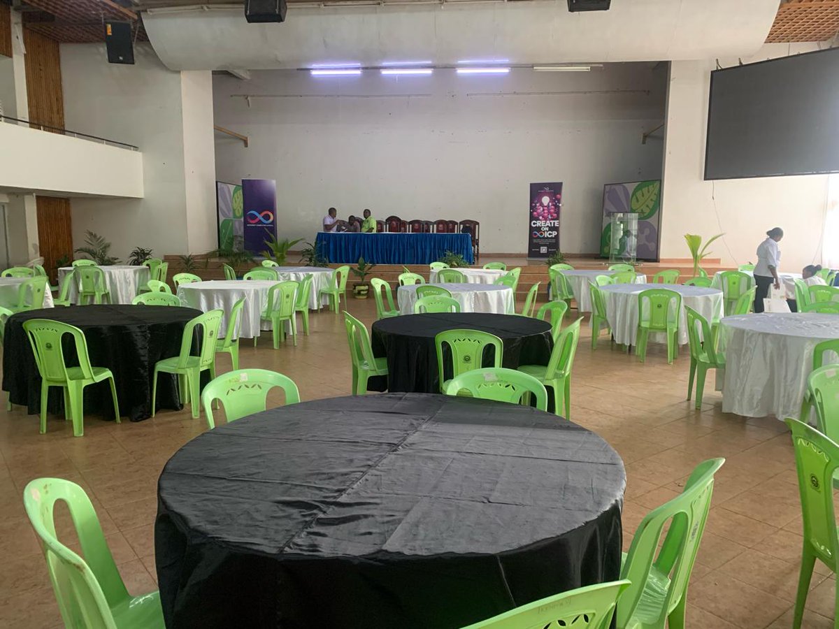 devjoethuku's tweet photo. @icphub_KE @dfinity ICP inter university hackathon at jkuat
#interuniversityhackathon #dfinity #icphubkenya https://t.co/Q6SDaigkR9