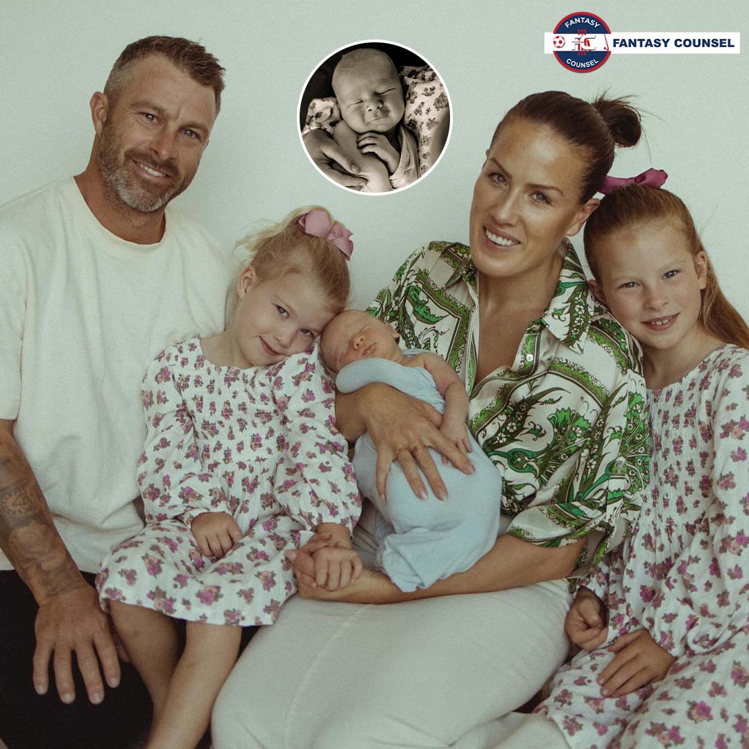 Matthew Wade and his wife, Julia Barry, welcome their third baby, Duke Matthew Hubert Wade. 👶
Congratulations to the couple! 😍
.
📸: matthewwade13
.
.
.
.
.
.
.
.
.
.
.
.
.
.
.
.
.
.
.

#MatthewWade #dukematthew #newbaby #congrulations #babygirl
#tnatrajan #indiancricketteam