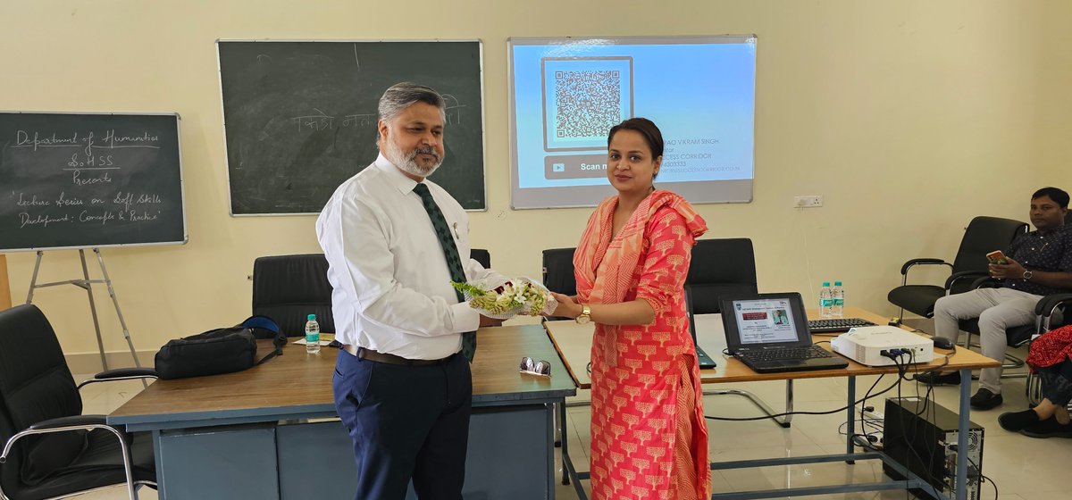 KaumudiSingh9's tweet photo. An invited lecture on Soft Skills Development at @hbtukanpur by Dr Rao Vikram Singh (NMIMS, Mumbai) https://t.co/Obxs0sDdpN