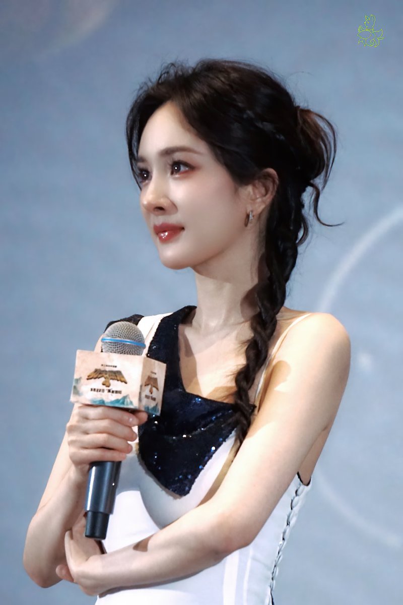 yangmiicambodia's tweet photo. Yang Mi For the gala Premiere "Kung Fu Panda 4" at Beijing Cinema 🔥
#YangMi #杨幂 #kungfupanda4 #Xiaozhen https://t.co/4cKOnIP2rG