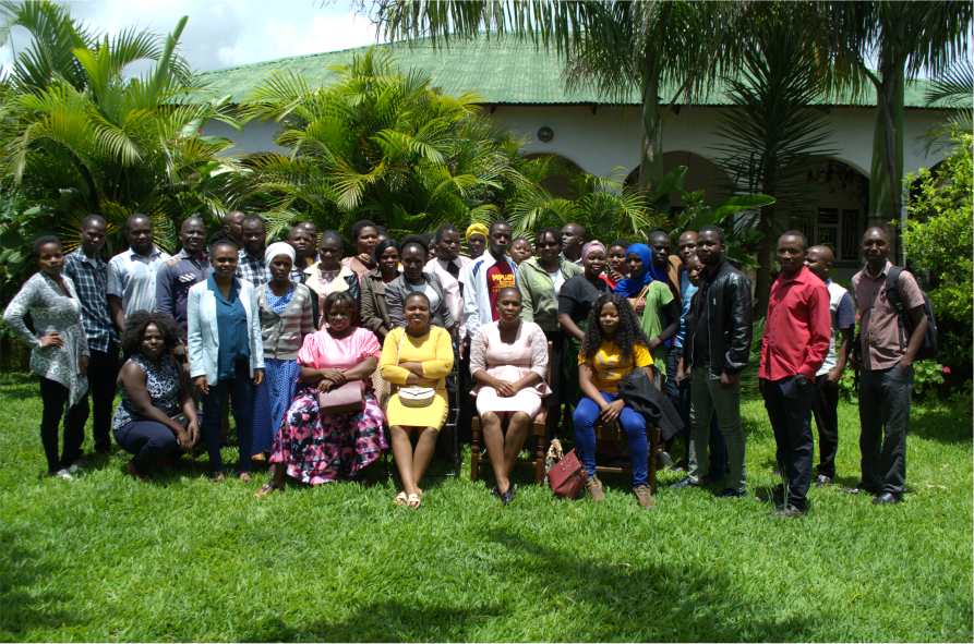 manerelaplus's tweet photo. From March 11 to March 14 this year, MANERELA+ provided refresher training in Kasungu and Dedza for the Citizen Science Community-Led Monitoring and Advocacy (CS-CLMA) initiative. https://t.co/gT9EtKOFzn