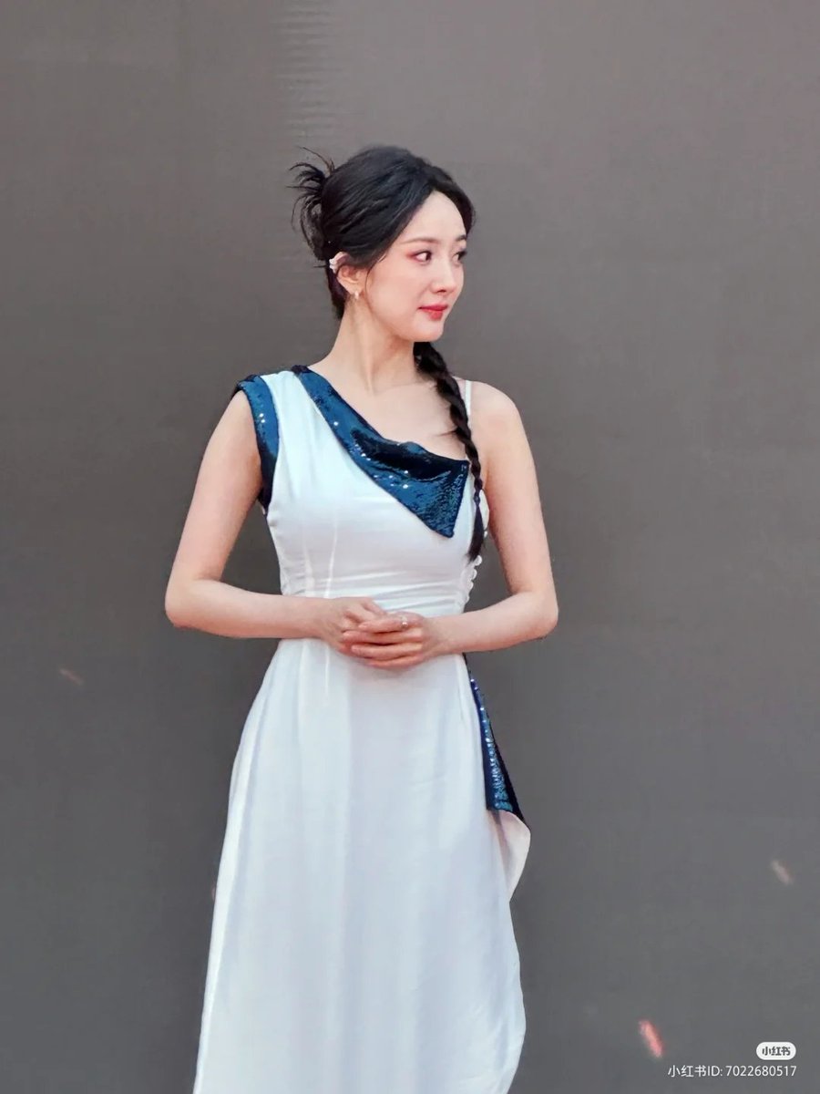 yangmiicambodia's tweet photo. Queen in real life 🦊🫶🏻
Yang Mi For the gala Premiere "Kung Fu Panda 4" at Beijing Cinema 🔥
#YangMi #杨幂 #kungfupanda4 #Xiaozhen https://t.co/5cVS5ijq85
