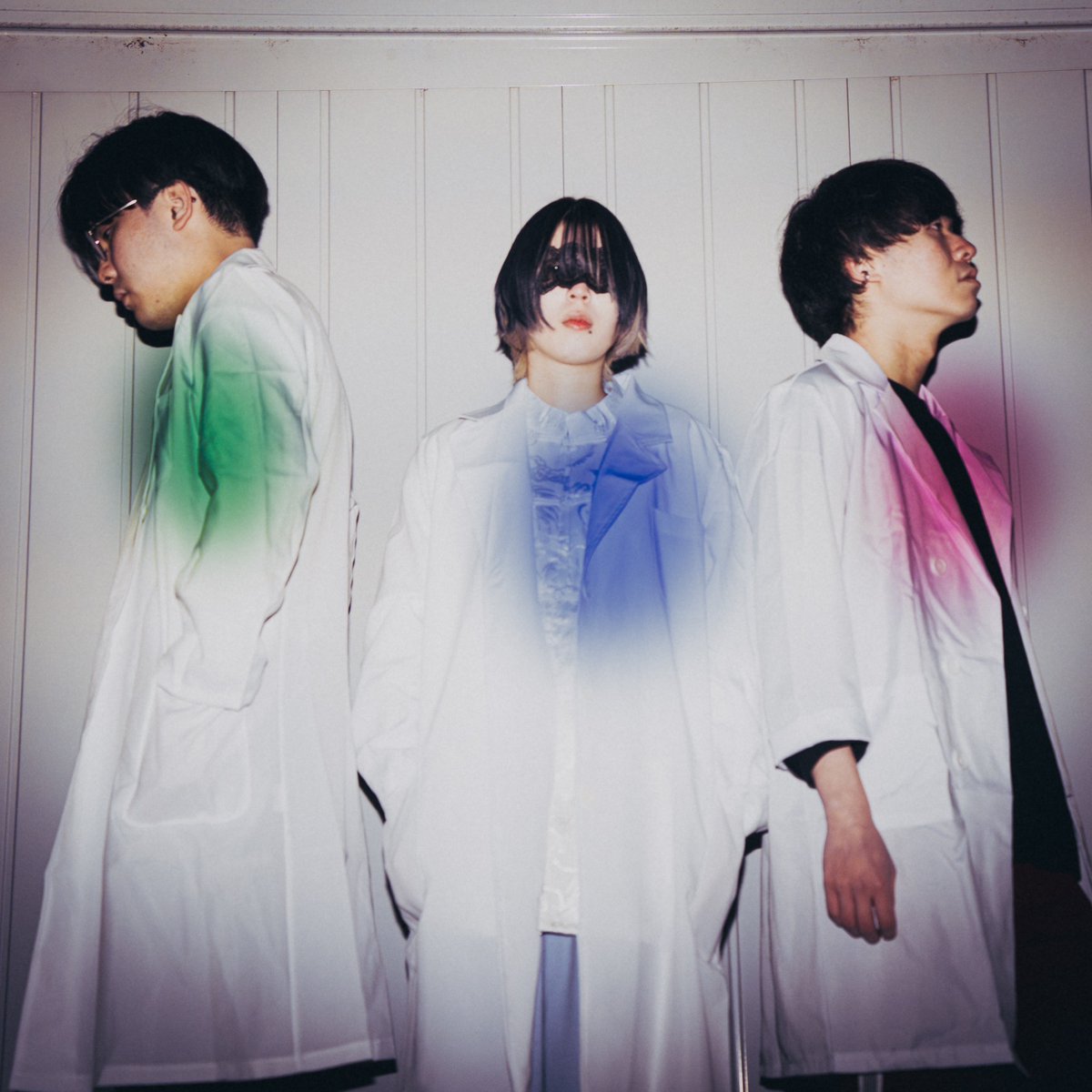 hello_harlow's tweet photo. 【🧪✨*+解禁+*✨🧪】
アイリスアウト様の１周年記念ライブの第１弾発表に伴い、正式研究員３人での新規資料を解禁いたします！！
これが今のハーロウの最適解です。
よろしくお願い致します。

photo by たかのさん @takaveru43 https://t.co/D91OBamxqN
