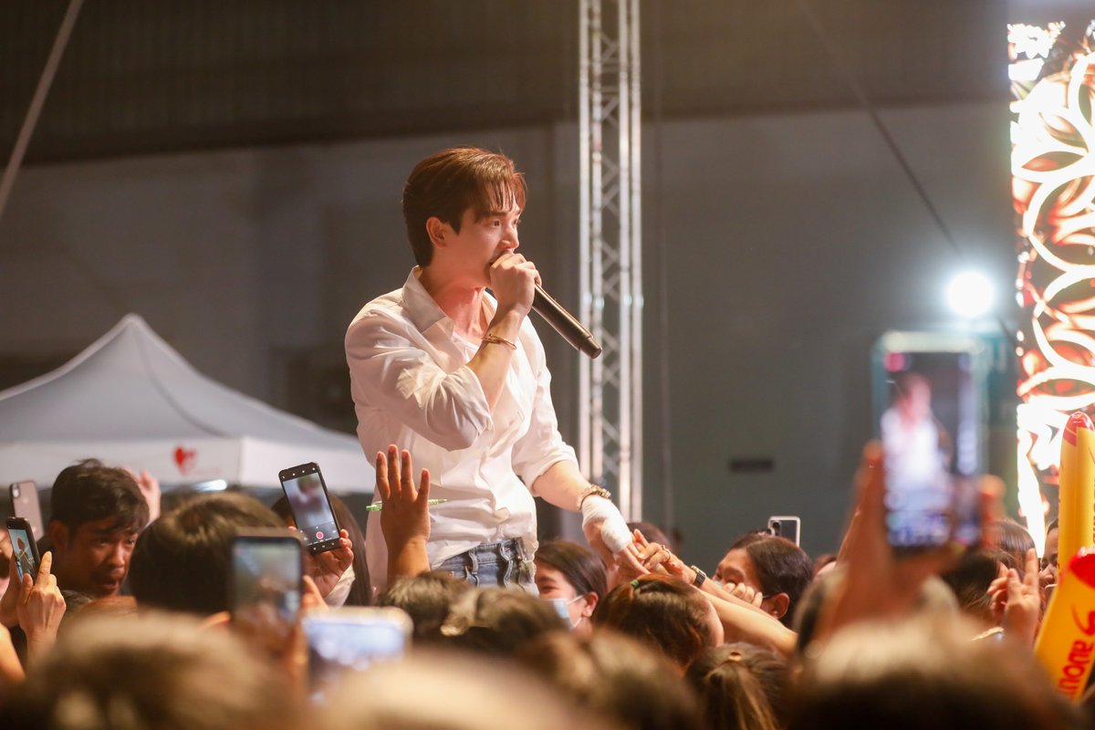 onehdthailand's tweet photo. ภาพบรรยากาศ กิจกรรม "one ยกช่อง ตะลุยโรงงาน"
เมื่อวันพฤหัสบดีที่ 14 มีนาคม ที่ผ่านมา
ณ บริษัท ไลท์ออน อิเลคทรอนิคส์ (ประเทศไทย) จำกัด

#oneยกช่องตะลุยโรงงาน #ช่องวัน31