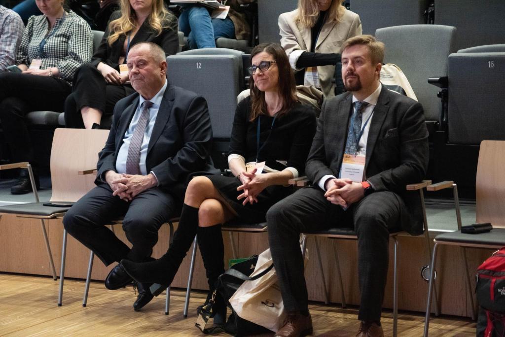 2024ICAHTT's tweet photo. We would like to thank @AlojzyZNowak the Rector of the @UniWarszawski for opening our conference #icawarsaw on Thursday, 14 March https://t.co/PzPKwlh9Ee