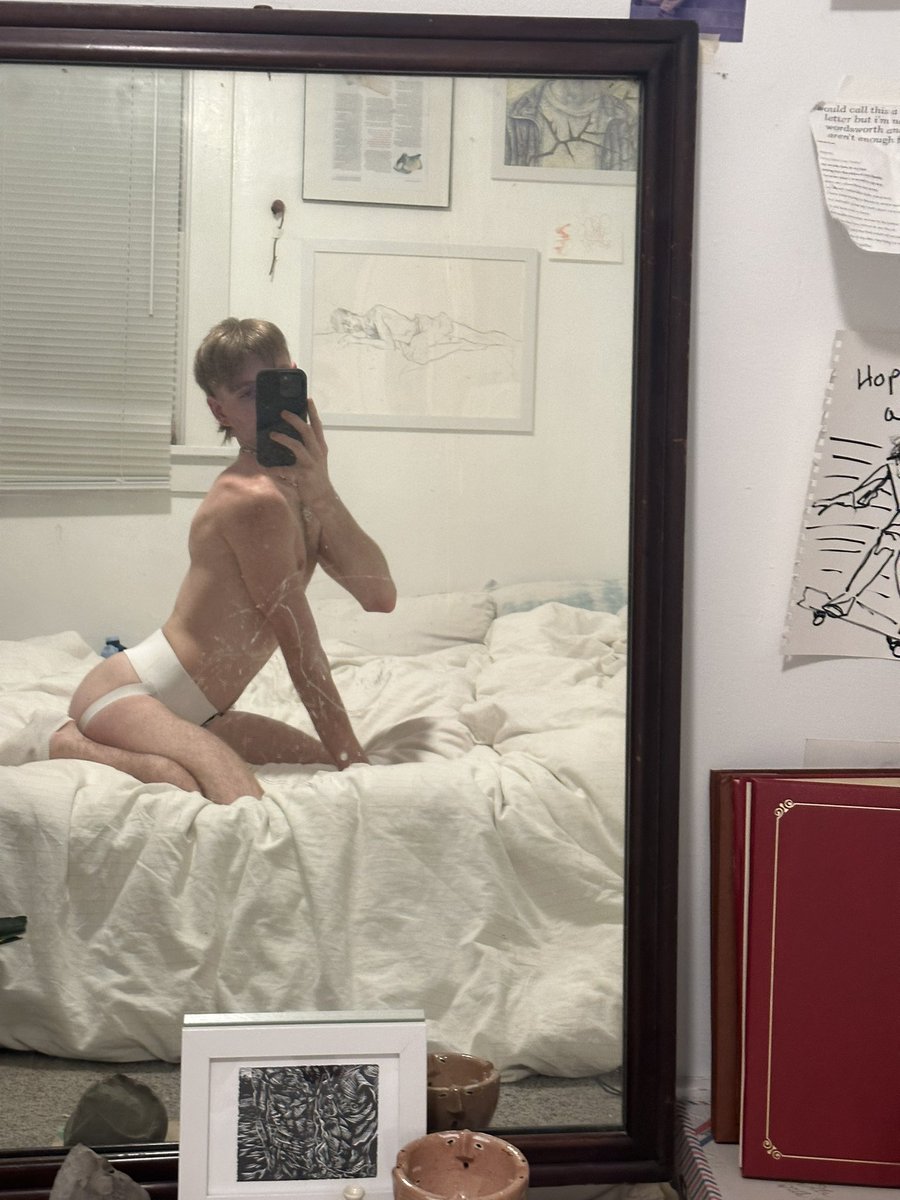 artwunk's tweet photo. One day I’ll find my muscle hunk 🥺 https://t.co/3OR6FfhWwv