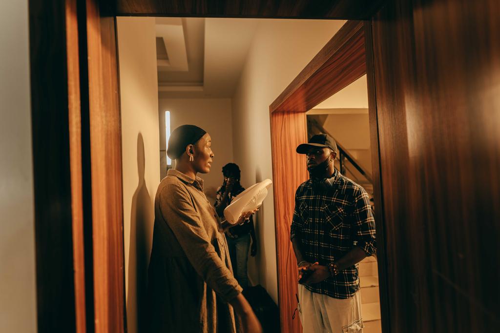 gbagyifeemboy's tweet photo. Hi, 
My name is JB GbagyifilmBoy Mairubutu. I am a Nigerian filmmaker. A good one at that.  I am a writer, director, and an AD. I am a fantastic storyteller.  I am smart, reliable, and hardworking. Please, I'm looking for film jobs and I give my 100%. My dm is open. Gracias. https://t.co/zPccpWlQVg