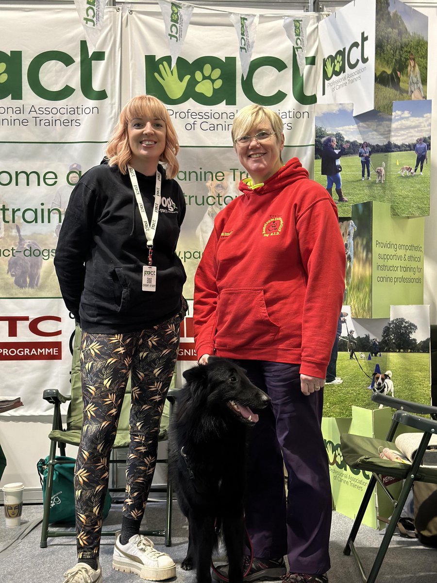 Dog A.I.D. Trainer rep Fran with Corrin from @PACT_Dogs catching up at Crufts. We are proud to be partnering with PACT in October at DogX 2024. Come and see us there. Over 50% of tickets have already been sold for the event so don't miss out - book today! pact-dogs.com/dogx2024