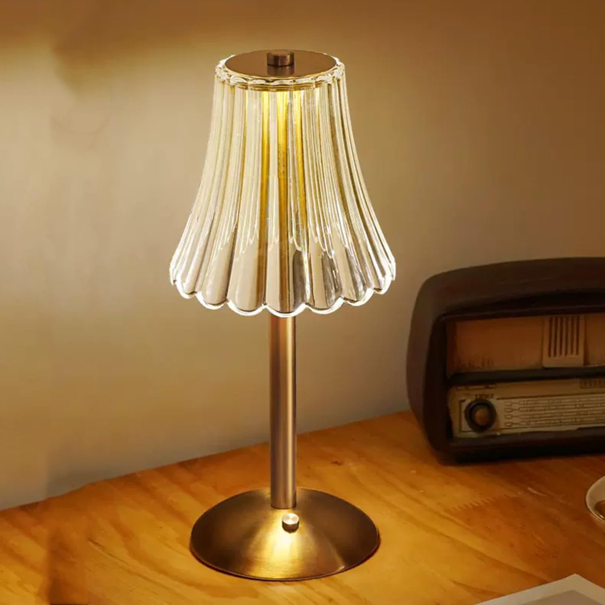 001eric1990's tweet image. --The earth laughs in flowers~🧩

 Light color: three colors + endless dimming 
Lamp bead: 20 SMD (10 white 10 warm) 
Material: ABS+PS+ IRON 
Charging mode: Type C USB 5V 0.5A
 Battery: 3.7V/1200mA 18650
 Lumen:60LM  

more details,pls feel free to contact with me.📷🐾