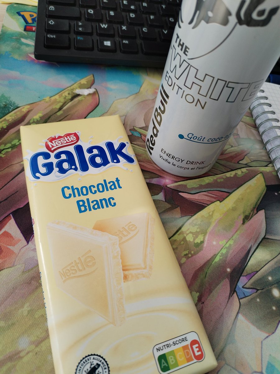 Roxanna Siegwart 🦇🕷️ tweet media