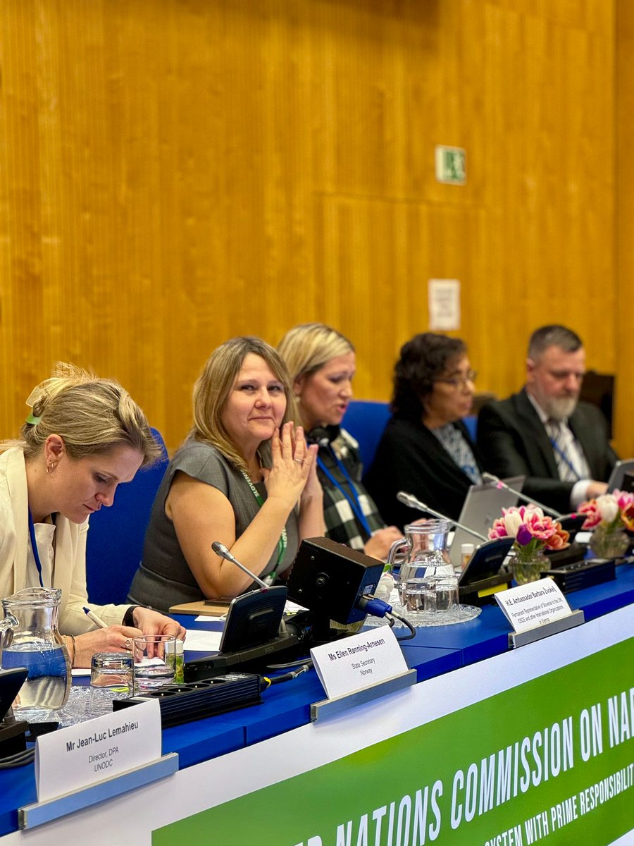 SLOtoVienna's tweet image. 💥Exciting update from #CND67! 🇸🇮’s side event highlighted the vital ‘the earlier, the better’ approach in addressing drug issues. We emphasized the significance of the CHAMPS initiative, boosting children’s resilience from birth to adolescence, ultimately deterring #druguse 💊
