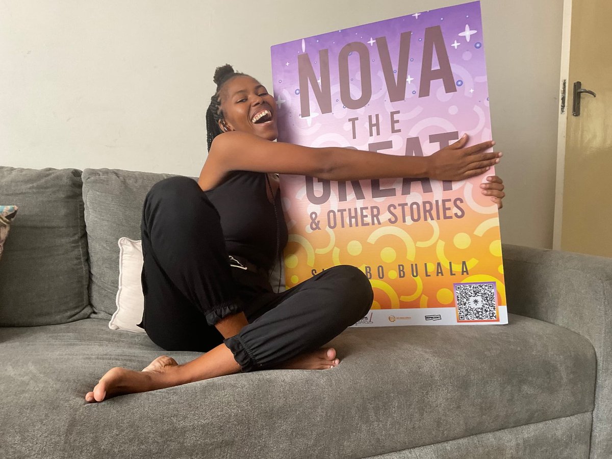 SihloboBulala2's tweet image. Of love💜, living through pictures📸, and hugging gigantic book covers💐🙈🥹

Many of you know from your stories that there are friends who will make you do things😂, and this was one of those moments. @stacy_nyathi Ma&apos;am, I love you🥹❤️

#scriptsandbars #southernafricanartists