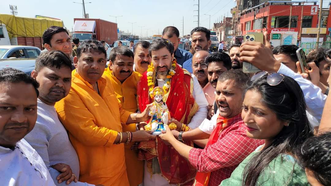 MohitBeniwalBJP's tweet photo. आज विजय नगर, #GolfLink / #VedantaFarm गाज़ियाबाद महानगर आगमन पर देवतुल्य कार्यकर्ताओ द्वारा किये गए स्वागत/अभिनंदन के लिए हार्दिक आभार एवं धन्यवाद । #Ghaziabad https://t.co/Xs7iblOCfd
