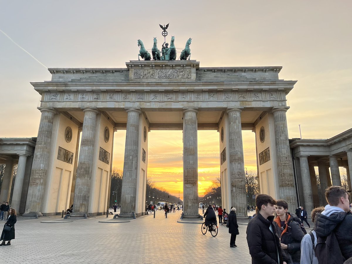 SibfordHistory's tweet photo. Berlin! Students studying Nazi Germany and the Cold War. #BeYouBeSibford #AngliaTours https://t.co/SLwoIyhnJR