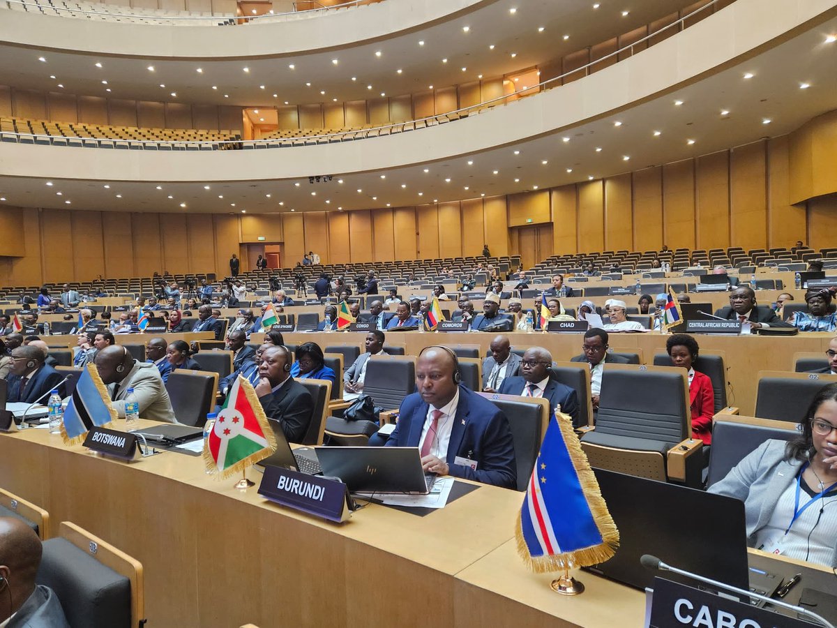 AShingiro's tweet photo. Ravi de participer à la 22ème réunion extraordinaire du Conseil Exécutif de l'Union Africaine @_AfricanUnion qui se tient à #AddisAbeba ce 15 mars pour se pencher sur le processus de séléction des Hauts dirigeants de la commission de l'Union Africaine prévue pour février 2025. https://t.co/9FqCDANXwU