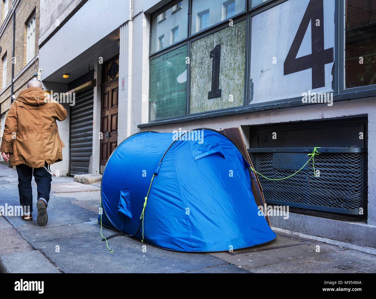 jansosphotos's tweet image. Rough sleeping in London’s West End. #roughsleepers #roughsleeper #london🇬🇧 #stockphoto #BrokenBritain