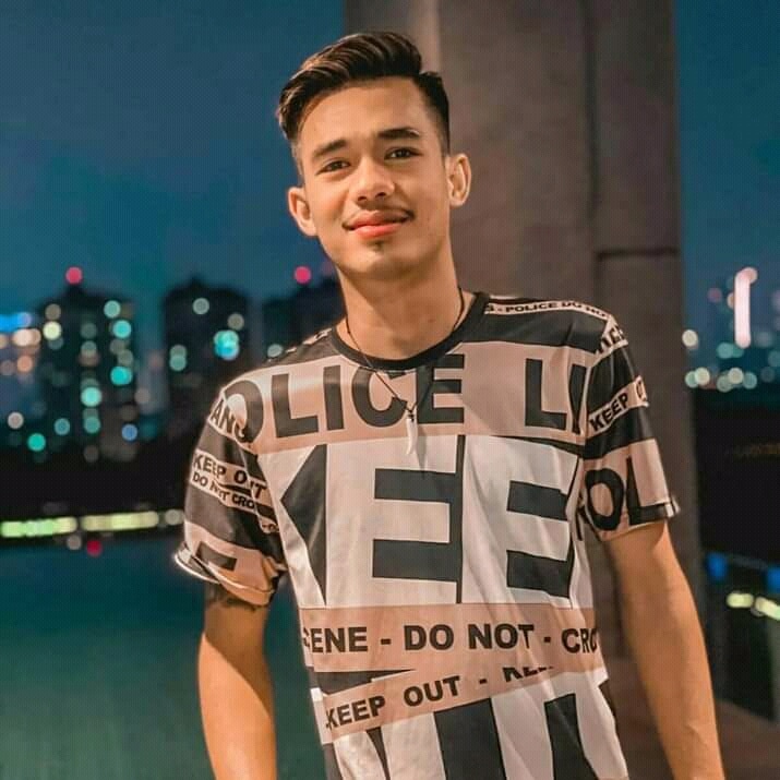 Rey01033's tweet photo. VC$ big 19cm
@Rey01033
pijatjakarta 
#pijatpria
#pijatjakpus 
#pijatpanggilan 
#pijatincall
#pijatjakartaselatan
#PijatFullbody https://t.co/kadsXrBffB