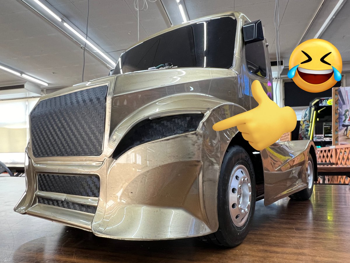 coolchiiba's tweet photo. ぶつけまくって両サイドがボコボコ🤣🤣🤣🤣🤣🤣
#ラジコン
#ラジコンカー
#タミヤ
#タミヤラジコン
#バギーラ
#tt01
#radiocontrolledcar
#tamiya
#buggyrafatfox https://t.co/ekMdCpCwGS