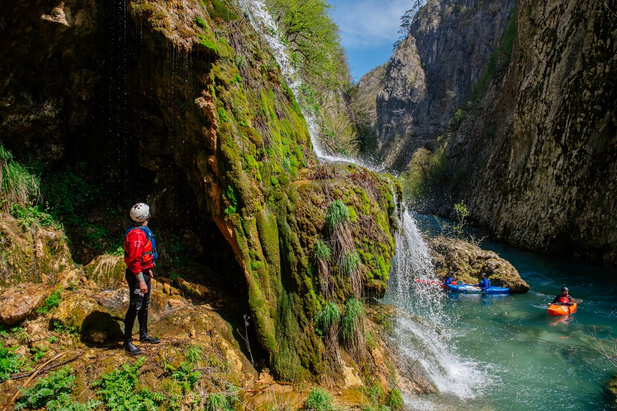 River fans, you really need to experience the wonder of #Montenegro's Komarnica & Unseen Canyon! But this unique ecosystem is at risk due to plans to build a dam. Join us May 1st to 5th at the #SaveKomarnica protest camp. DM for info! #saverivers #riverconservation