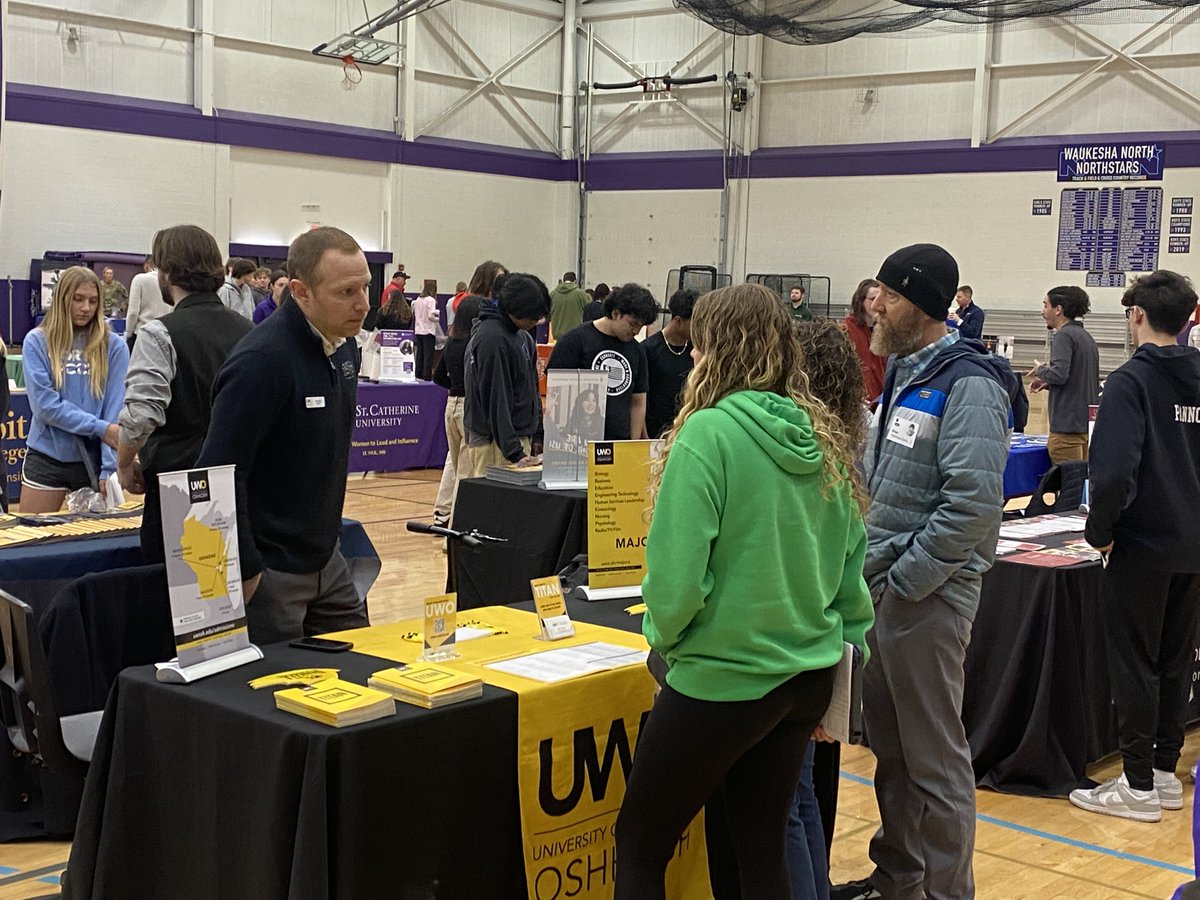 This morning, North is hosting a Wisconsin Educator Fair in our Field House! Students from Waukesha, Oconomowoc, Kettle Moraine, and Hartford are visiting the fair with over 80 colleges and universities represented!