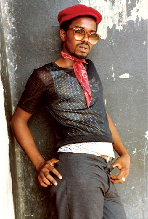 reggaeunivrsetv's tweet photo. Spotlight🔦 on the latest dancehall fashion because who needs heels and longer shirt when you’re swaggeriffic?😆
#FashionFriday #DancehallStyle #reggaeUniverseTV📺 https://t.co/CE1yVTDWZ0