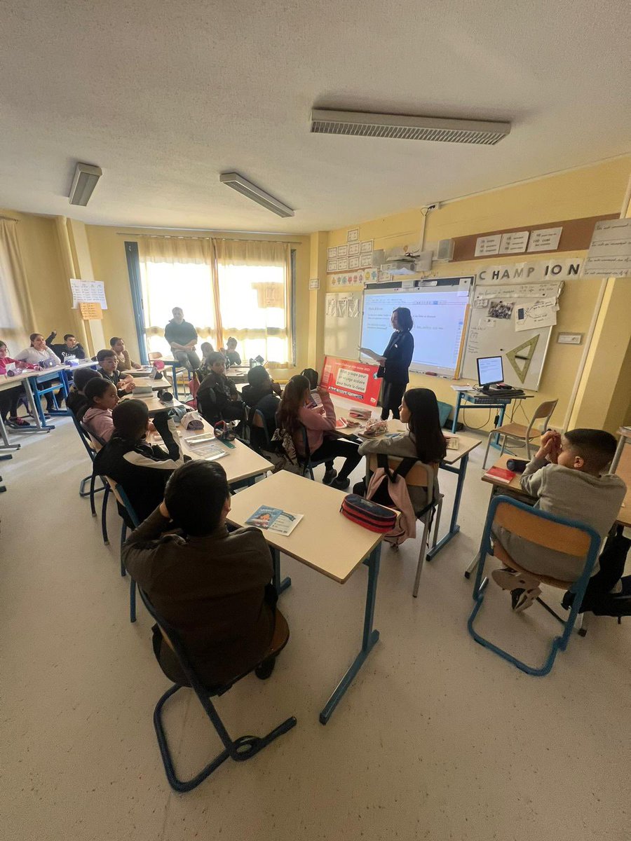 Verret Laurie (@verretlaurie) on Twitter photo @TERSUD_SNCF récompense les gagnants du challenge expérimental Inter-Écoles !
🚊🌏: initier les élèves au train, un mode vertueux et éco-responsable
5️⃣projets éducatifs récompensés
Bravo aux élèves de CM2 de l'école Langevin Wallon à Septemes qui iront à <a href="/Ville_Gap/">Ville de Gap</a> en🚊 @TERSUD_SNCF récompense les gagnants du challenge expérimental Inter-Écoles !
🚊🌏: initier les élèves au train, un mode vertueux et éco-responsable
5️⃣projets éducatifs récompensés
Bravo aux élèves de CM2 de l'école Langevin Wallon à Septemes qui iront à <a href="/Ville_Gap/">Ville de Gap</a> en🚊
