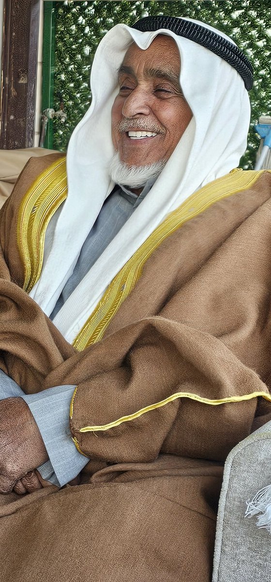 اللهم كما طيبت ذكره في أرضك وبين خلقك..

طيب ذكره في سمائك وبين ملائكتك وأجعله من أهل النعيم..

اللهم أرحم ذلك الوجه والروح الطيّبة وأسقي قبره برحمتك وعفوك وغفرانك..

اللهم اجعله ضاحكاً مٌستبشراً في جنات النعيم.. 

#فريج_عايد_الجنفاوي