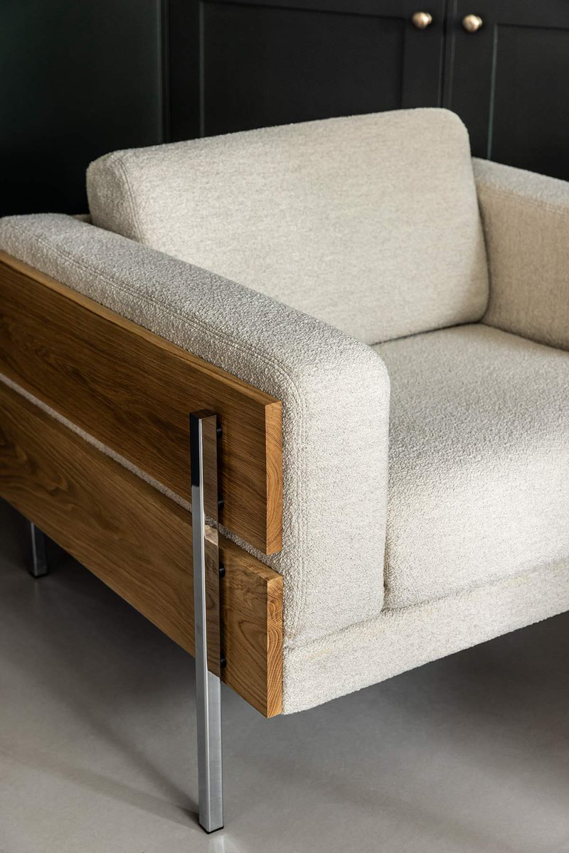 Forum in fabric - #RobinDay Forum reissued by <a href="/Case_Furniture/">Case Furniture</a>. The iconic 1965 design was originally made in black leather. The fabric-upholstered version of the new reissue offers warmly tactile and visually lighter classic seating for the home.