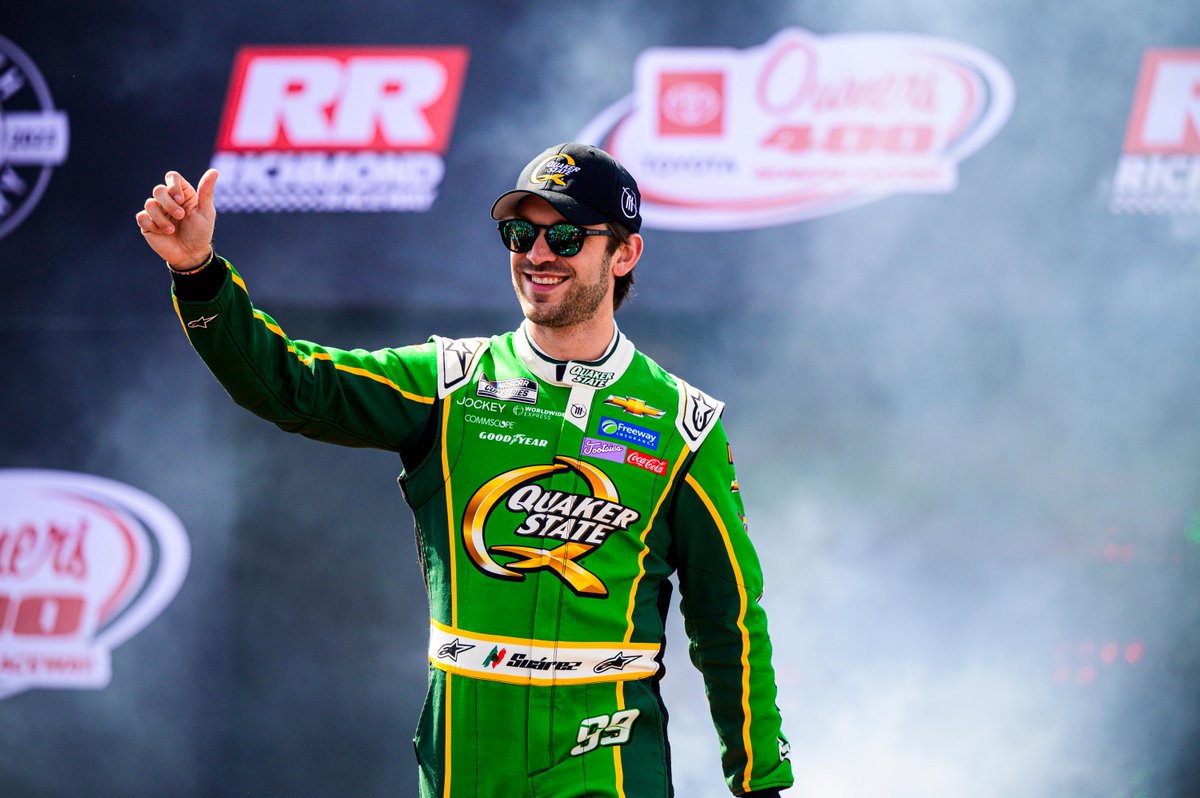 QuakerStateCA's tweet image. Feeling lucky heading into the weekend 🍀 #EnergizeYourEngine  

On se sent chanceux pour cette fin de semaine 🍀 #ÉnergisezVotreMoteur