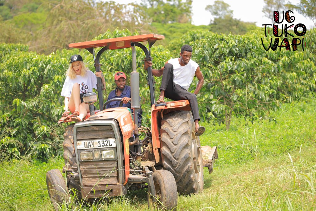 Comrade_Otoa's tweet image. Agro tourism is something special that very few people try out. Visiting @DrIanClarke farm in Kyenjojo has made me think about the great potential this has for many Ugandans with farms. 
#UgTukoWapi 
@iDEASUG 
@UgTukoWapi
@wekesa_amos
@wonder__jr
@cotildacomedy
@arnoldhumphrey0…