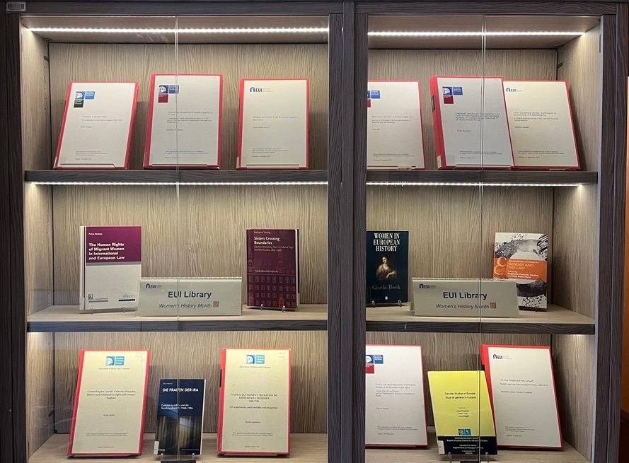 Have you checked out the display cabinet at the Badia front entrance? Our information specialists have curated a selection of books by EUI authors, in honour of Women's History Month. Browse the reading list: loom.ly/EEaJxBY