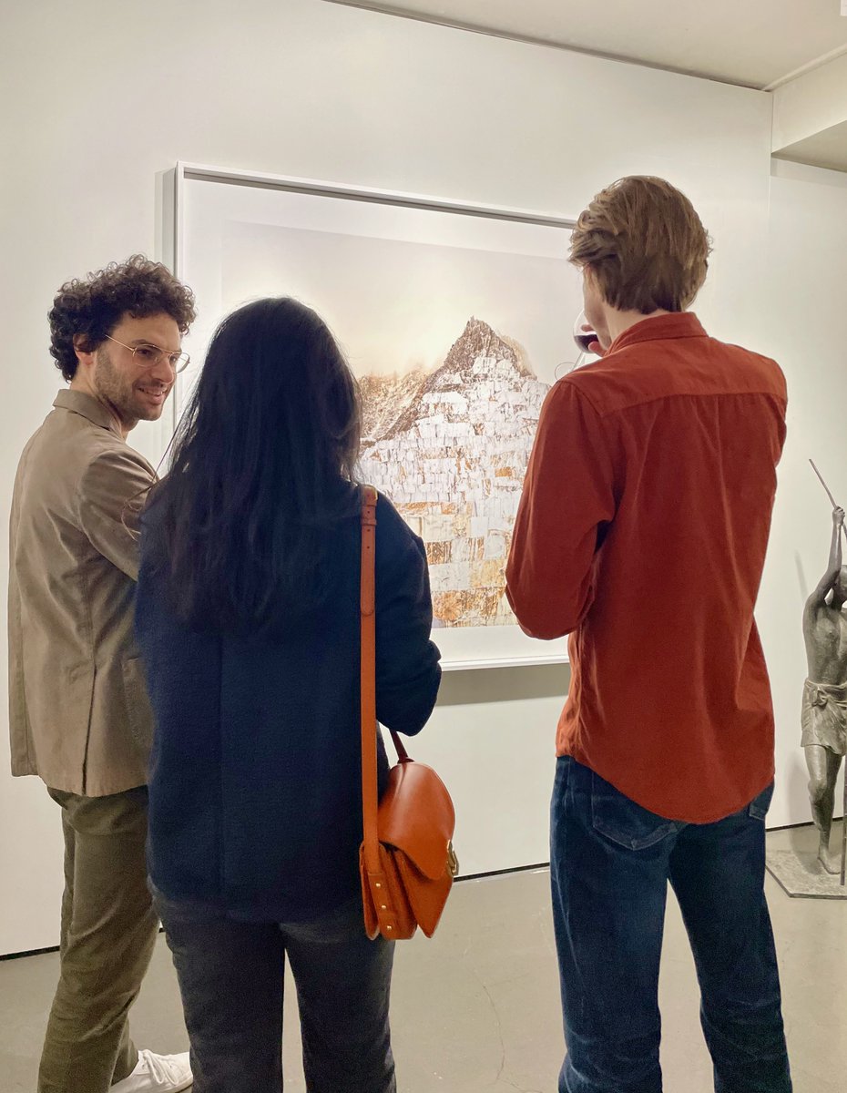 K_PLUS_Y's tweet photo. VERNISSAGE PAPER WORKS 🪶 — 14.03 > 22.04

Thank you for coming in such large numbers last night, it was a great pleasure to bring you together to see the work of three artists who love paper! 

Galerie K+Y — 1, rue Mollien 75008
#gallery #paris #art

https://t.co/8zwYQqByPl https://t.co/7bITnXQYQ0