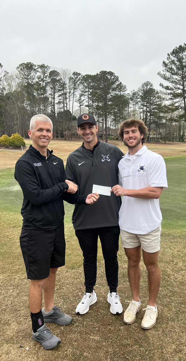 Grateful to get to give to the golf program! Thank you to those that donated! #NATM2024 #GolfersArePeopleToo #SportsMedicine #AthleticTraining <a href="/GolfTcs/">TCS Golf</a>