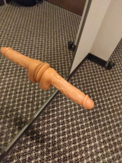 わたしの彼氏　笑 https://t.co/cuaWKZVPRH<a href="/tag/%E5%A4%AA%E3%82%82%E3%82%82%E3%82%92%E6%99%92%E3%81%99%E8%A6%8B%E3%81%9F%E4%BA%BA%E5%BC%B7%E5%88%B6"class="tags"><span>#太ももを晒す見た人強制</span></a>