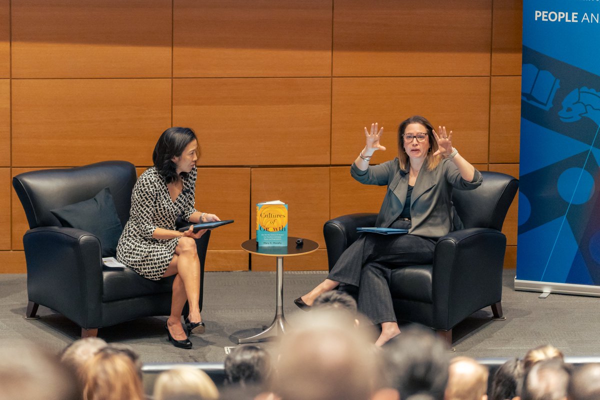 Thrilled to have @mcmpsych, author of Cultures of Growth & @angeladuckw together at #PAC11, sharing how they excel at bringing out the best in people and how can we all learn to do the same.