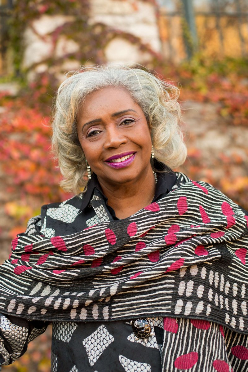 EXCITING NEWS 📢UIP proudly announces the launch of the Darlene Clark Hine Black History Endowment! More on the blog⬇️ press.uillinois.edu/wordpress/uip-… cc: @MSU_HistoryDept