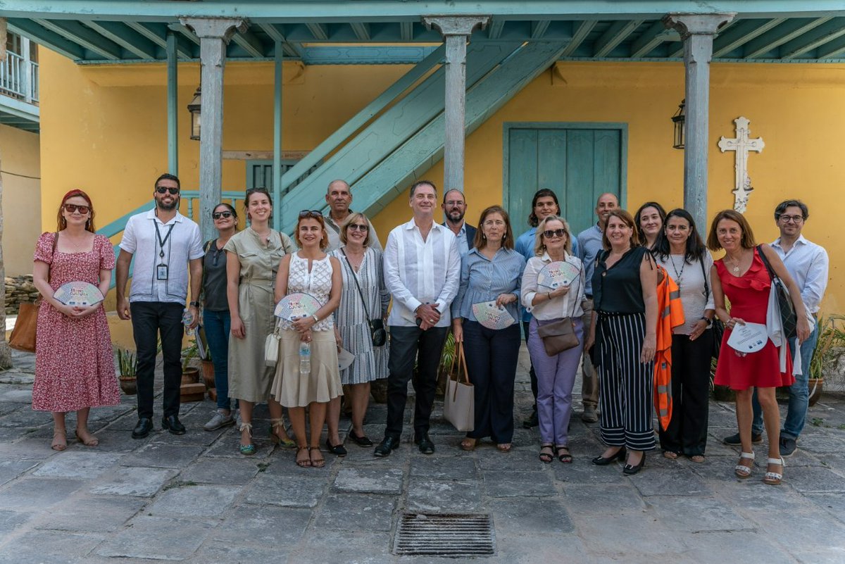 Con la restauración del Convento de Santa Clara en La Habana🇨🇺, la <a href="/UNESCO/">UNESCO 🏛️ #Education #Sciences #Culture 🇺🇳</a> y la #UE 🇪🇺 no sólo contribuyen a recuperar esta joya del patrimonio, pero a convertirla en un motor de desarrollo. 

Una delegación de la #UE ha constatado el avance de las obras👉 shorturl.at/grEP4
