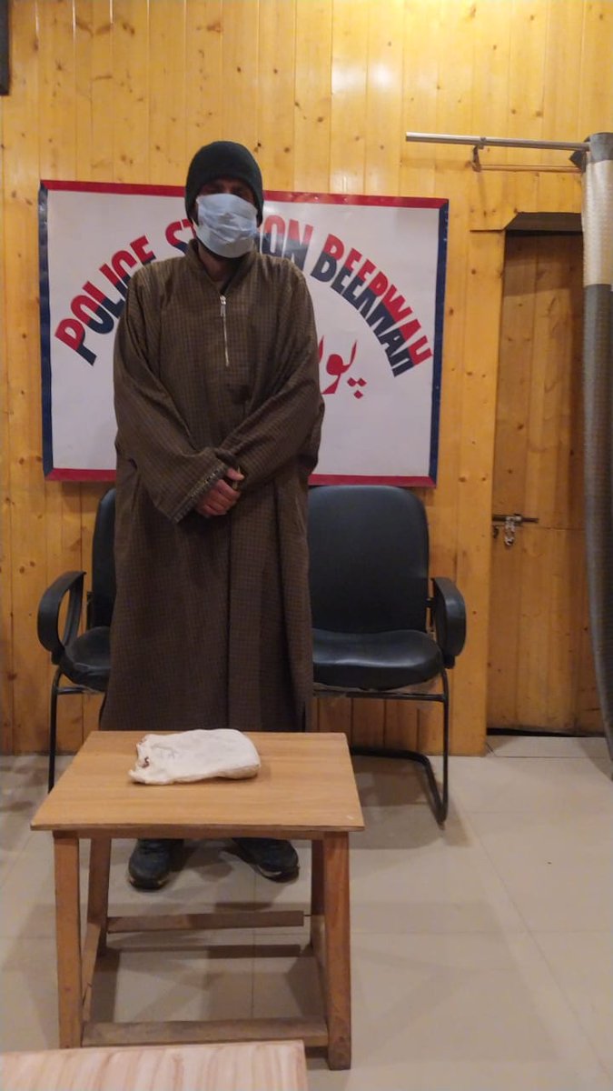 *Budgam Police arrested 01 drug peddler, Contraband/Psychotropic Substance recovered*. @JmuKmrPolice @KashmirPolice @DIGCKRSGR