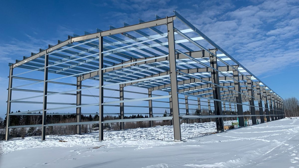 📍 The Pas, MB

Clear skies only for us to raise the framing for an upcoming project. 

#buildermb #SteelConstruction #DesignBuild #constructionlife #manitoba #steelstructures