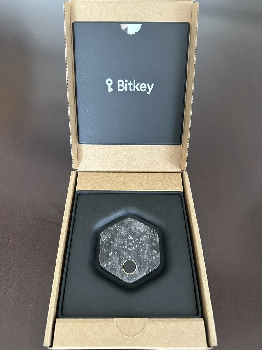 intangiblecoins's tweet image. i was there when @jack announced in miami in 2021 that @blocks was building a bitcoin hardware wallet. it took a couple years but i finally have it! 

congrats to the whole team at block &amp;amp; cash app. i’m going to play with the #bitkey this weekend!